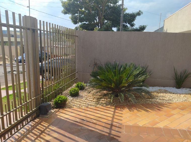 (EM BREVE) Casa para locação no Jardim Botânico!